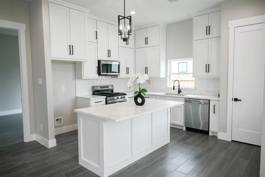 Photo of 11194 Fieldcrest Drive