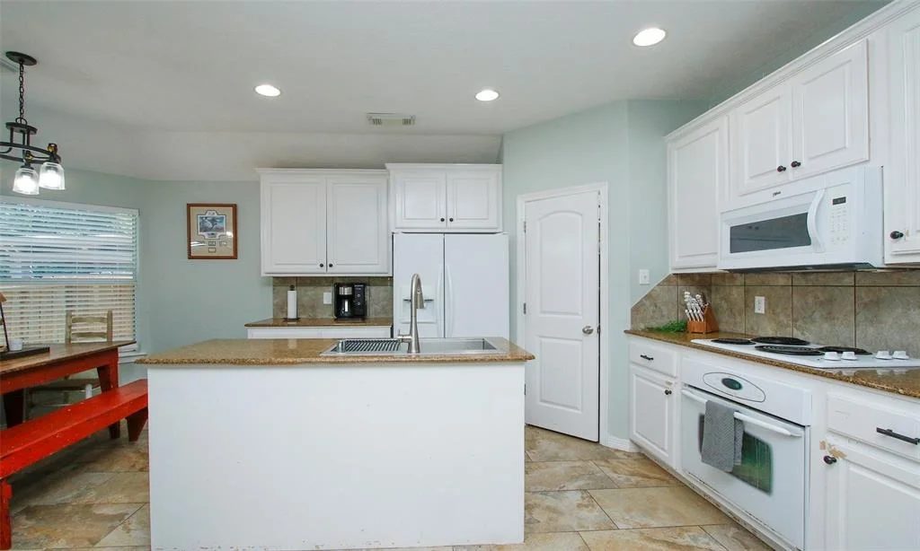 Photo of 10554 Parkside Drive