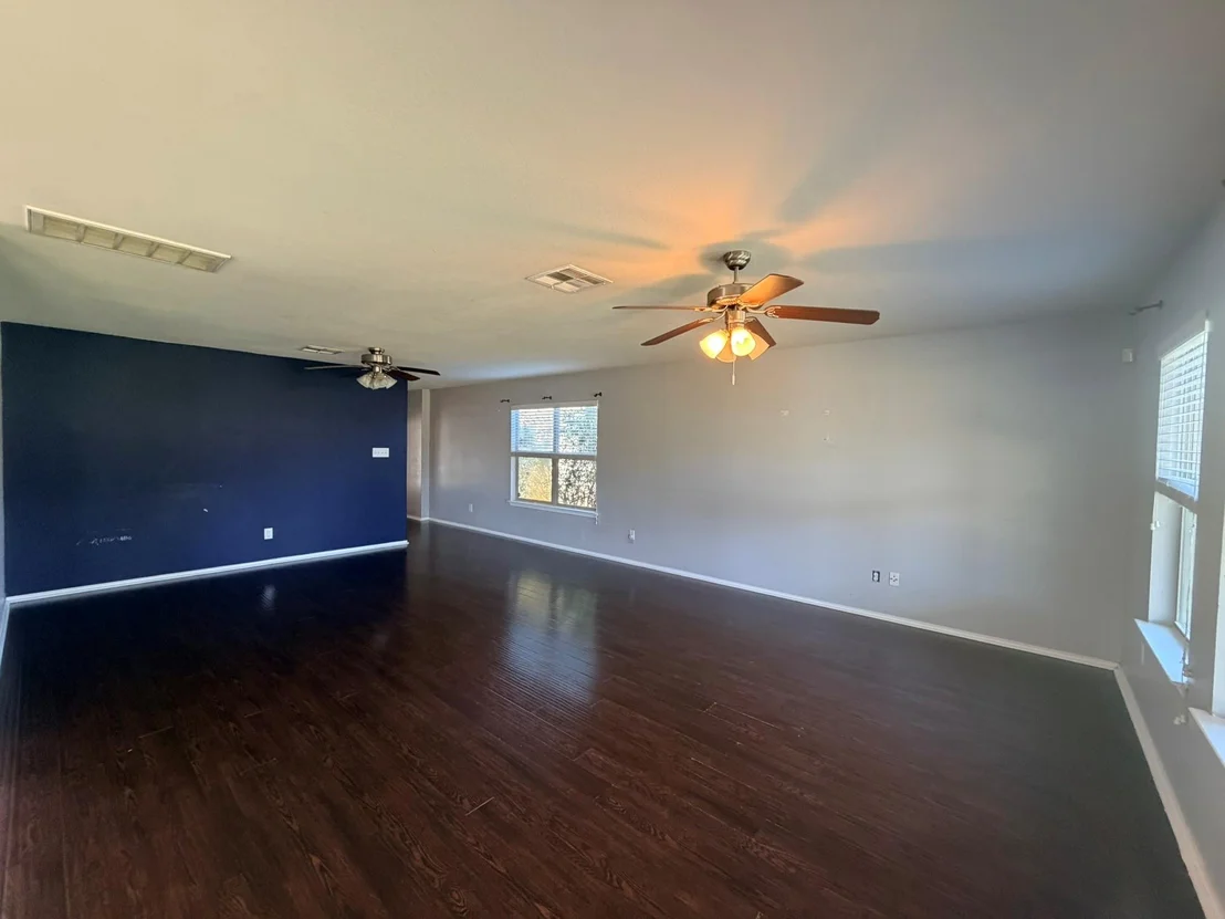 Photo of 316 Housefinch Loop