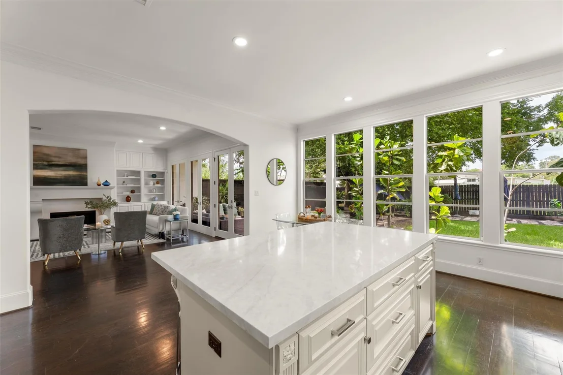 Photo of 6236 Community Drive