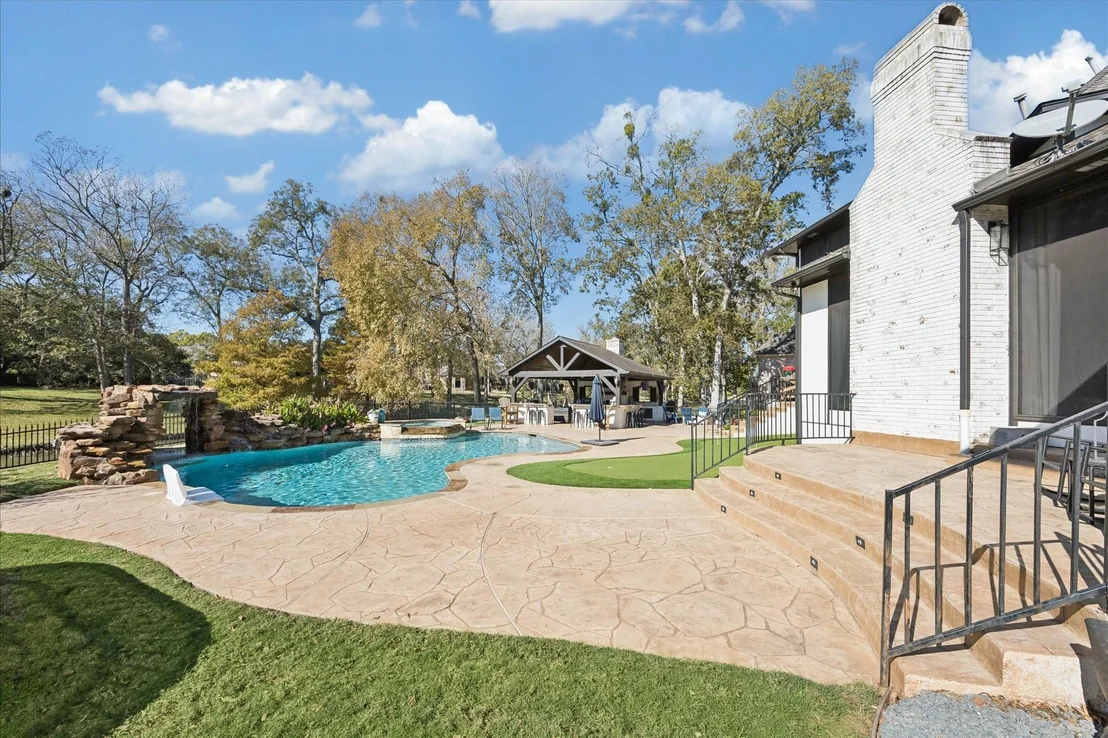 Photo of 4907 Westerdale Drive