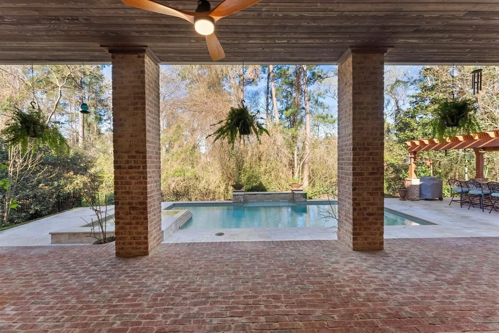 Photo of 47 Lenox Hill Drive