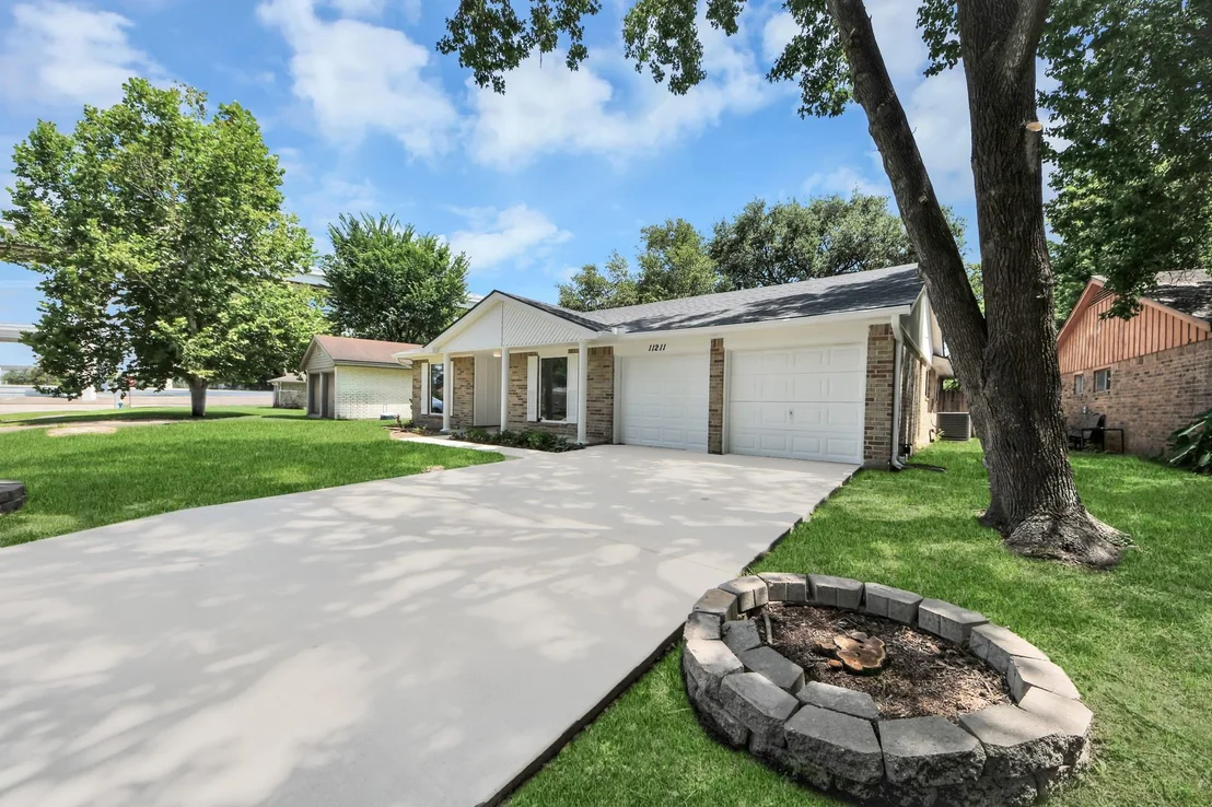 Photo of 11211 Sageoak Drive