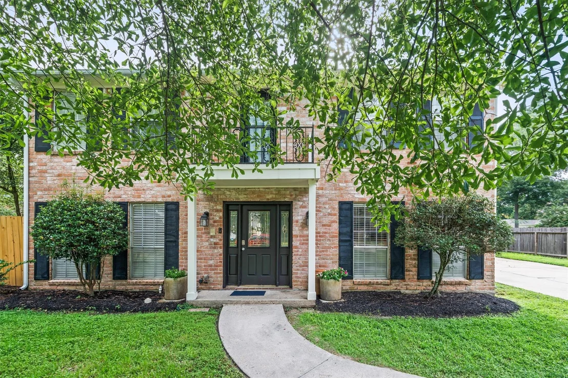 Photo of 600 Hampton Hall Lane