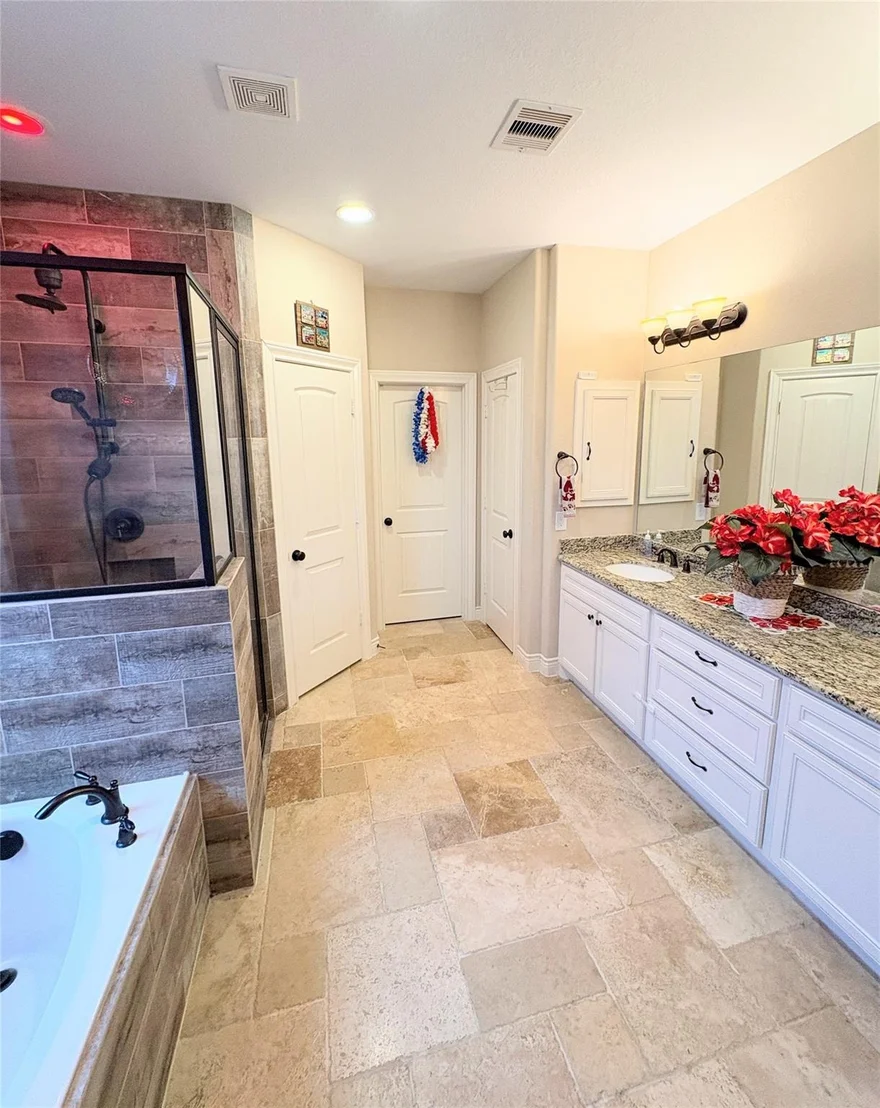 Photo of 11018 Stallion Drive