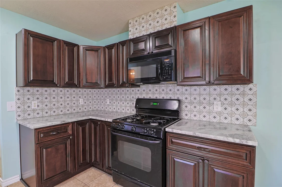 Photo of 19743 Adelaide Meadows Drive