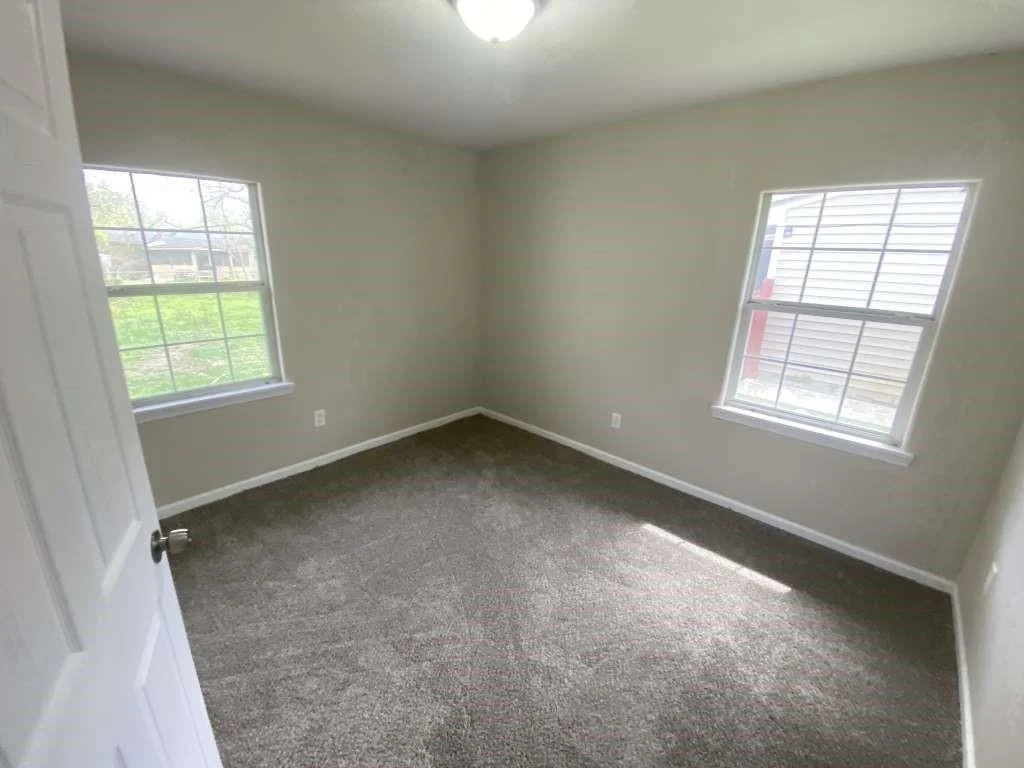 Photo of 5251 Perry Street