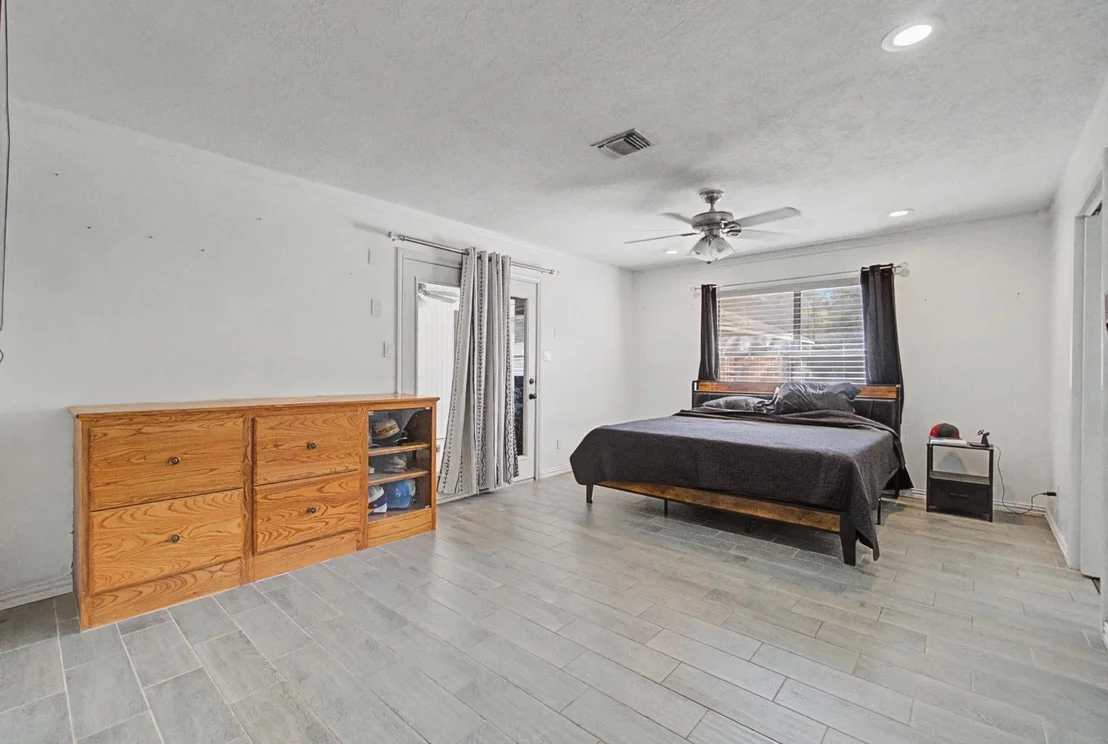Photo of 502 Easy Street