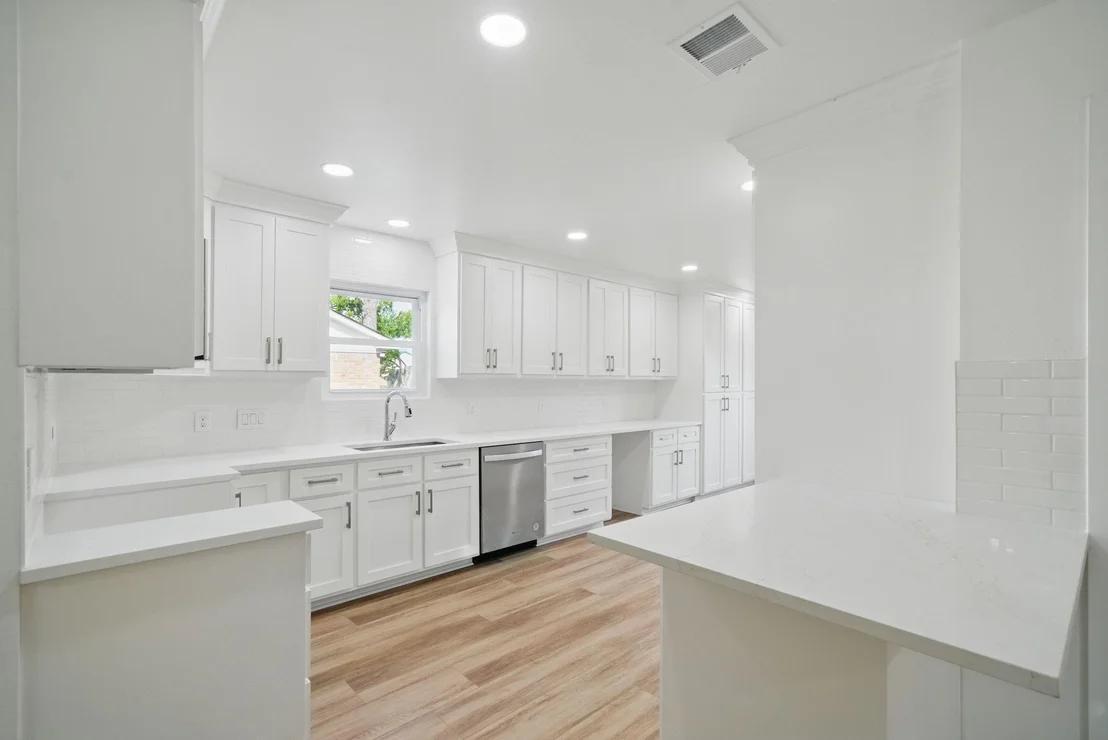 Photo of 9711 Derrik Drive