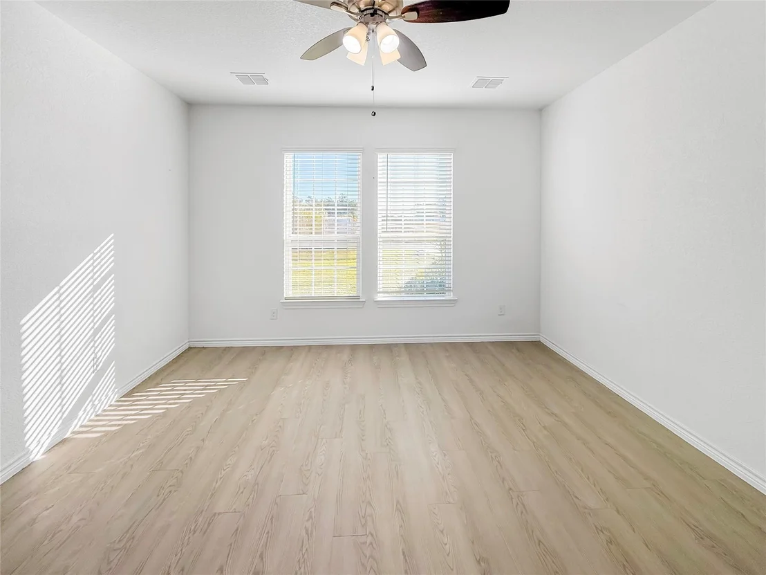 Photo of 6541 Road 5503