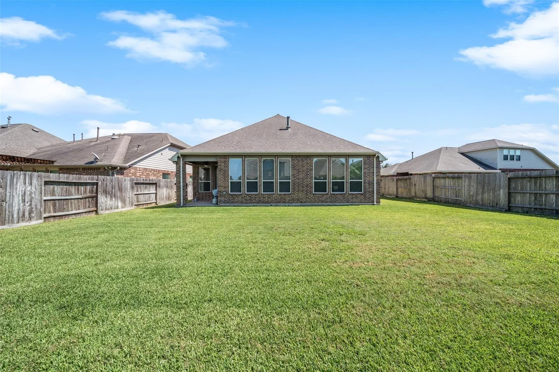 Photo of 10935 Sarah Bluff Lane
