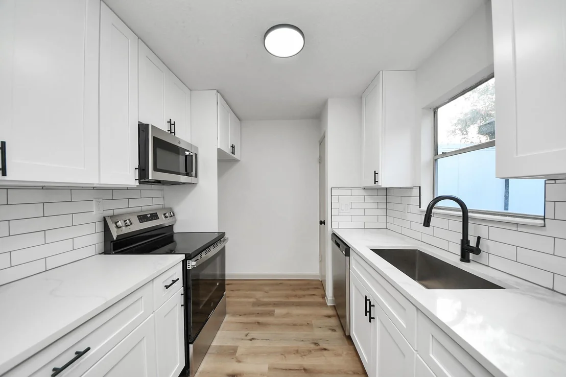 Photo of 10915 Berry Tree Drive