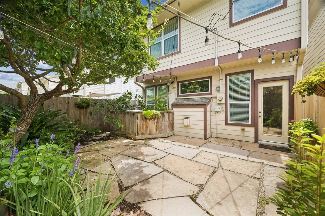 Photo of 1319 Ella Place