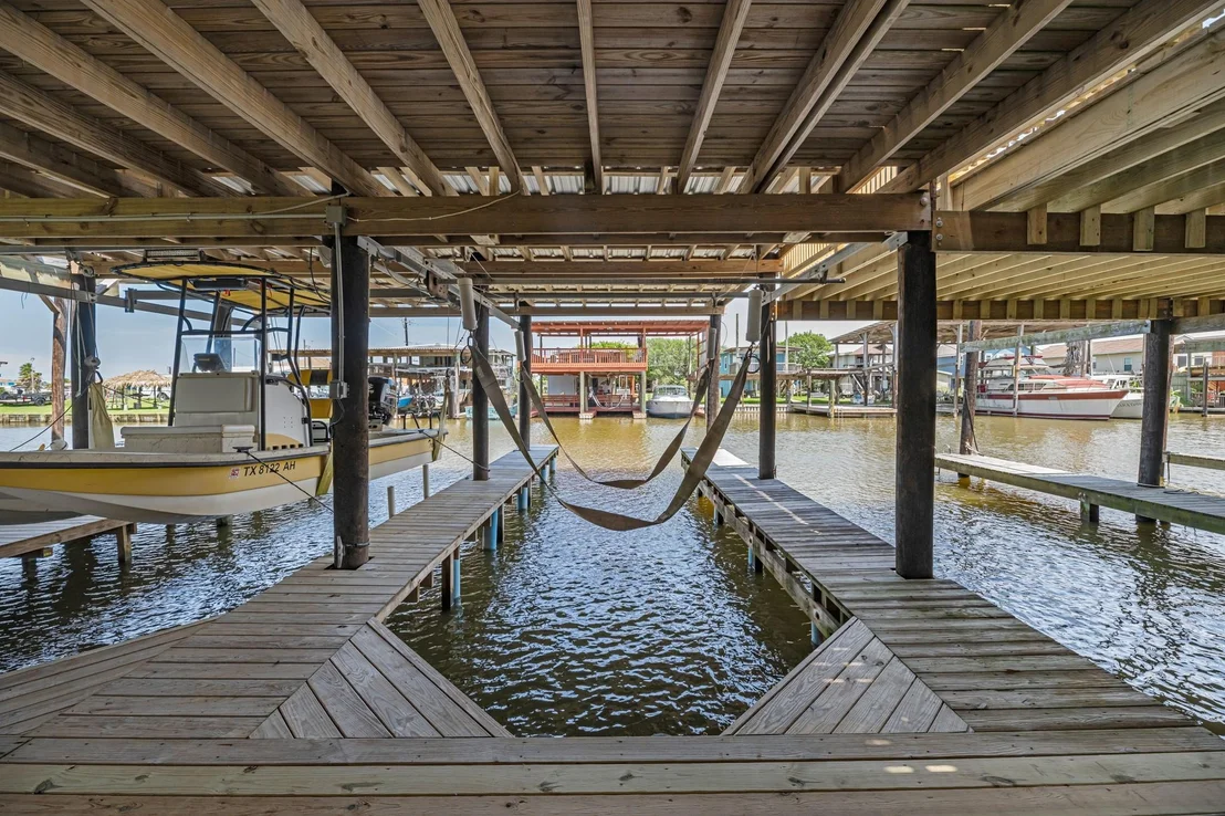 Photo of 518 Marine Way
