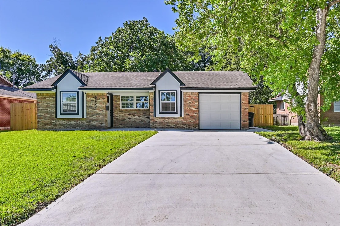 Photo of 5622 Canterway Drive