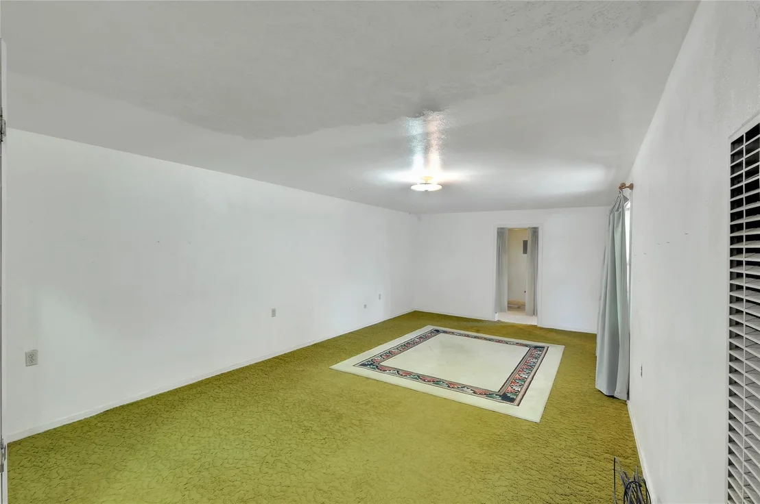 Photo of 302 3rd Street