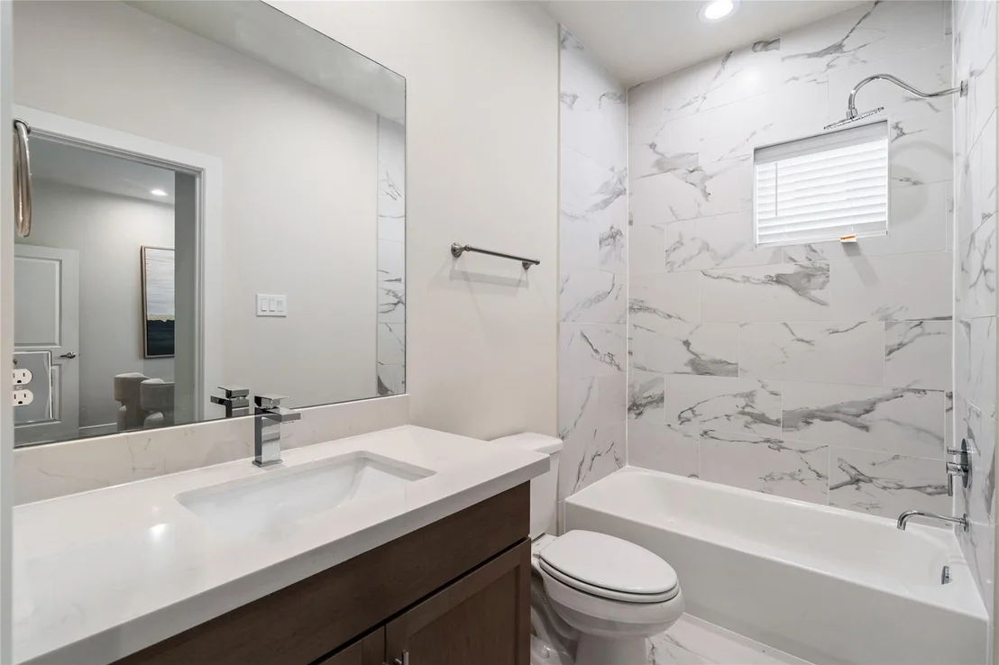 Photo of 3921 Willowbend Point Drive