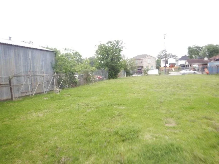 Photo of 4909 Golden Forest Drive