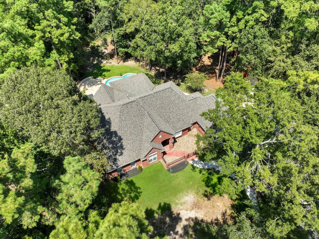 Photo of 10857 Lake Forest Drive