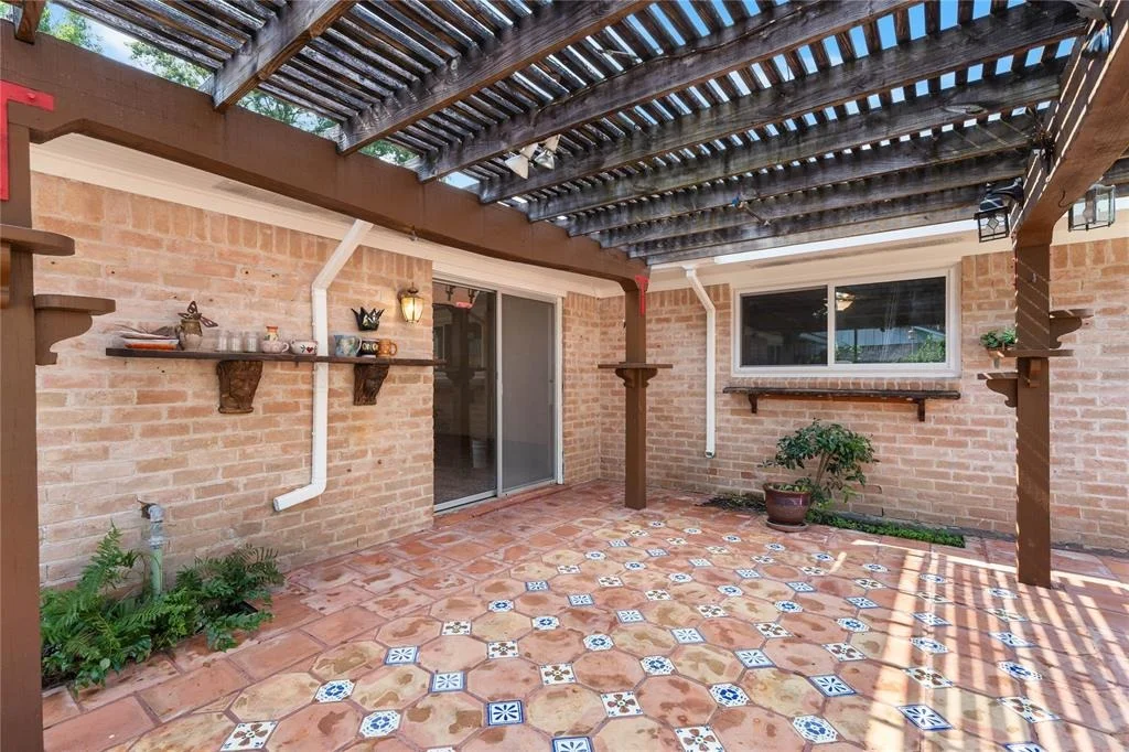 Photo of 4415 Fallbrook Drive
