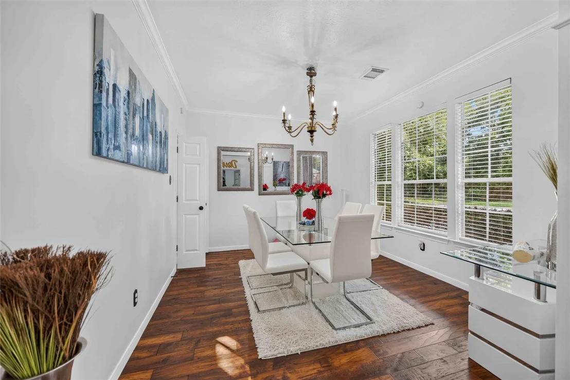 Photo of 2818 Maple Bend Drive