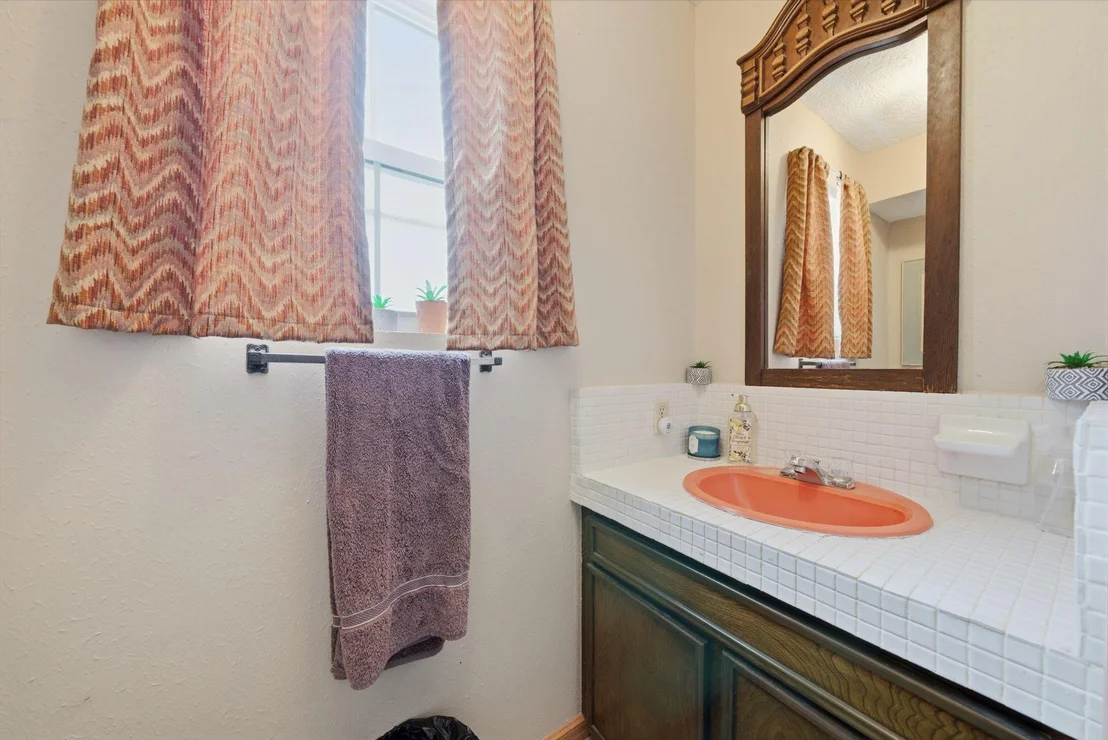 Photo of 1124 Estate Drive