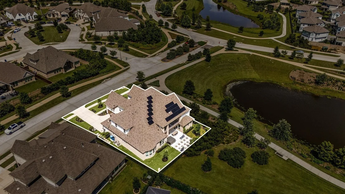 Photo of 21315 Crescent Winged Dr