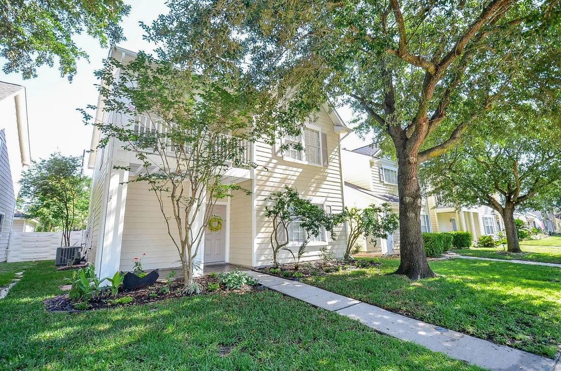 Photo of 9846 Farrell Drive