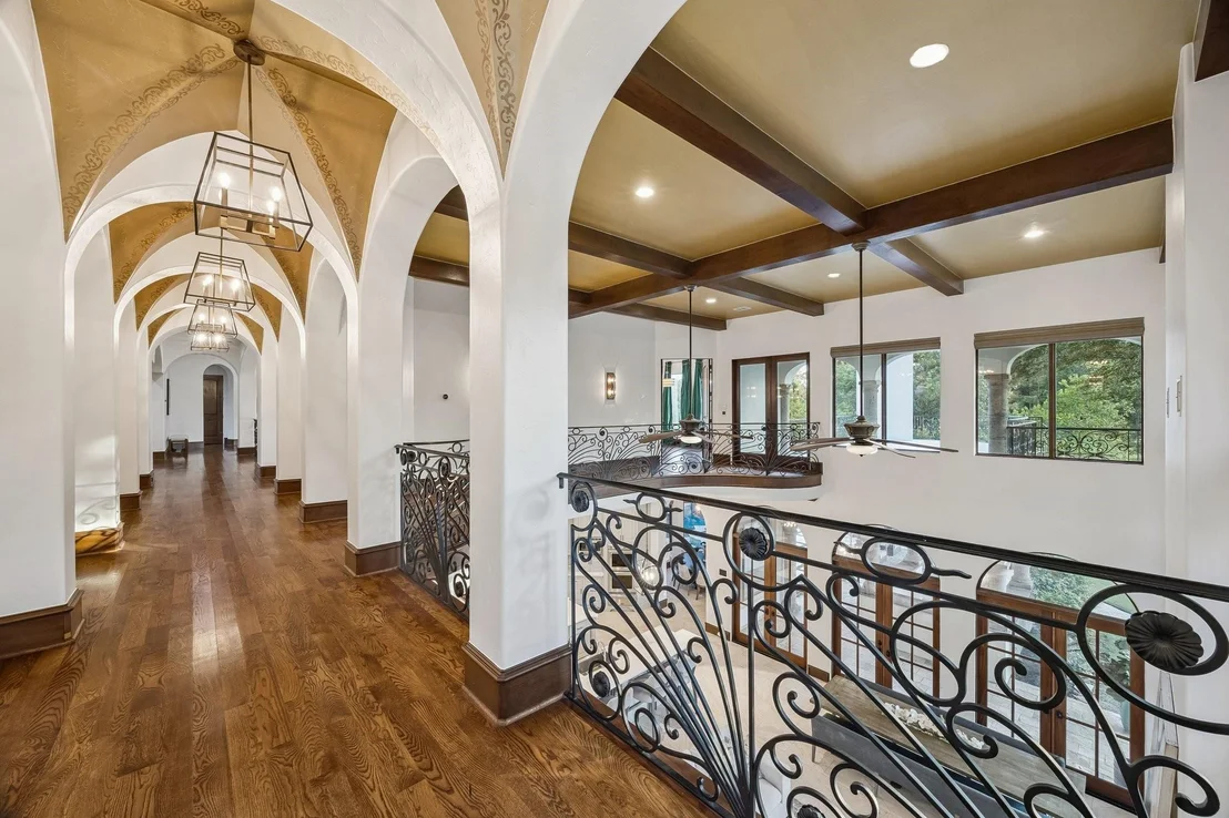 Photo of 6 N Fazio Way