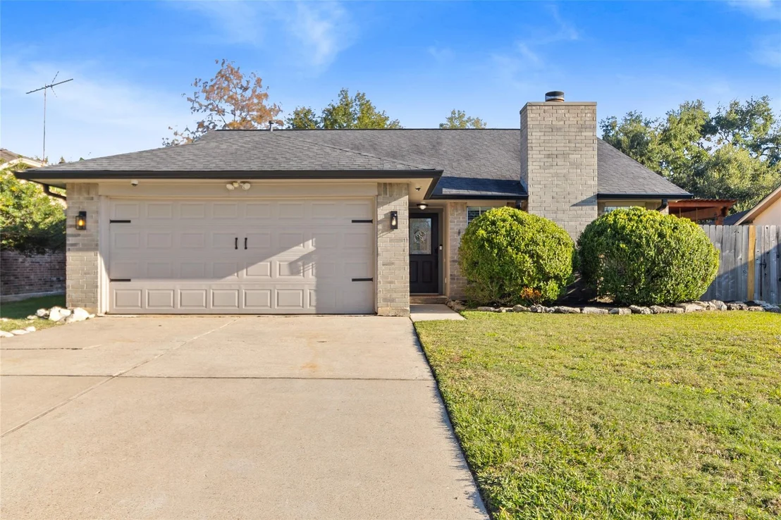 Photo of 9919 Loch Dane Drive