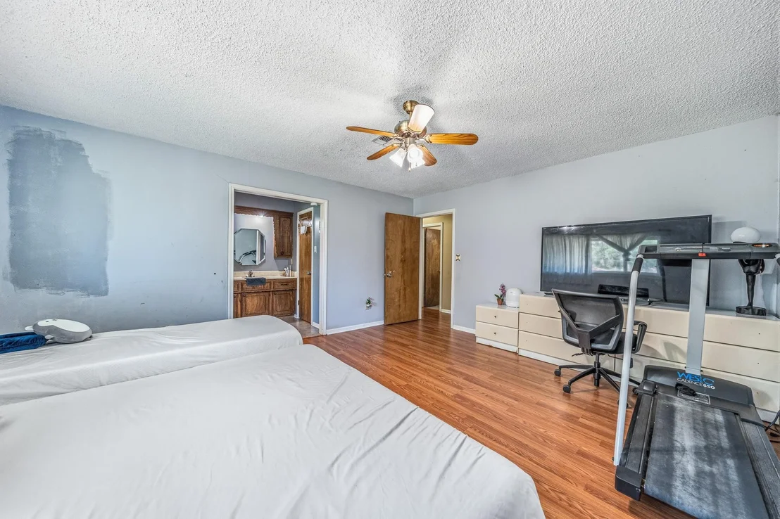 Photo of 12715 Oakfield Drive