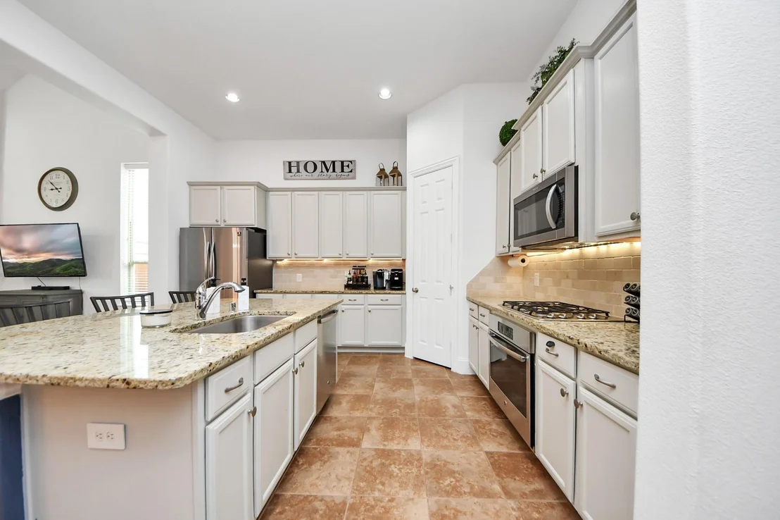 Photo of 2842 Walnut Crest Drive