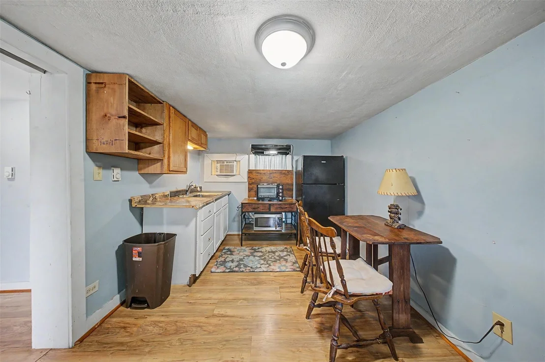 Photo of 1442 Johnson Drive