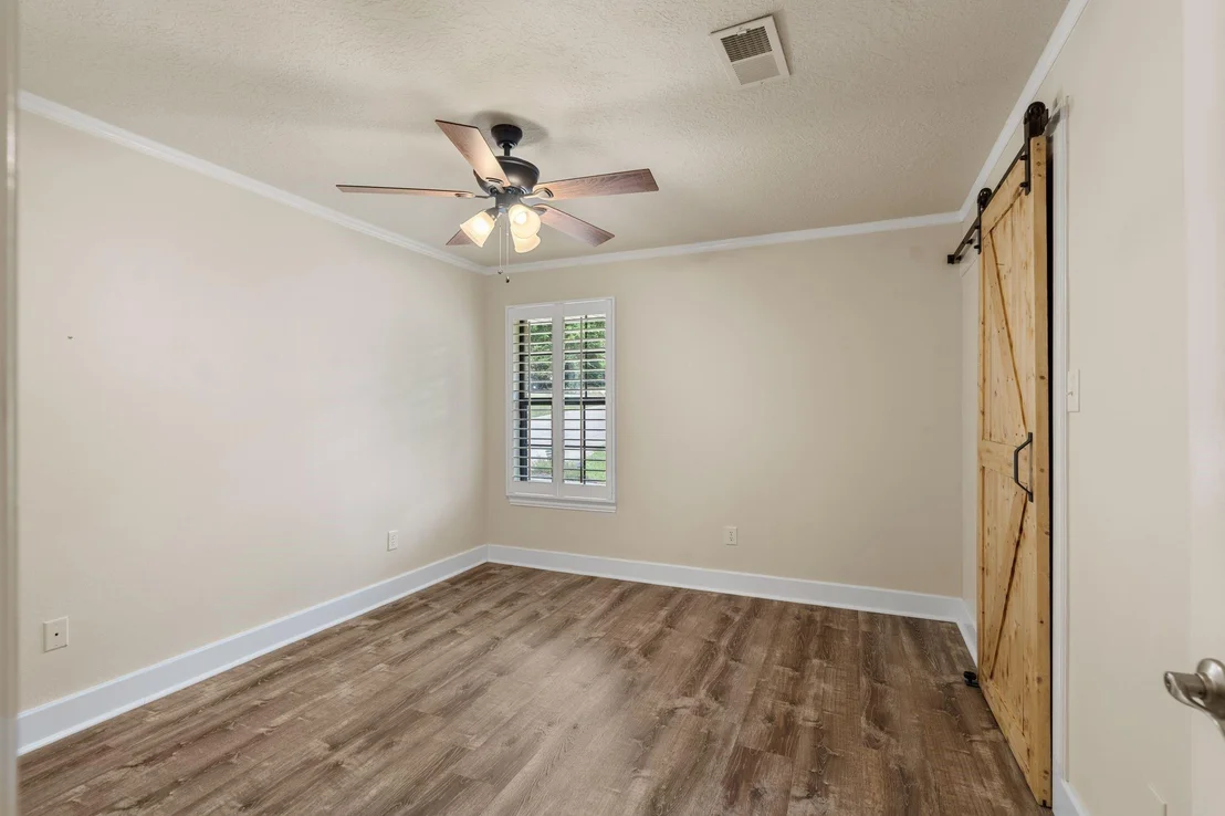 Photo of 129 Pine Valley Drive