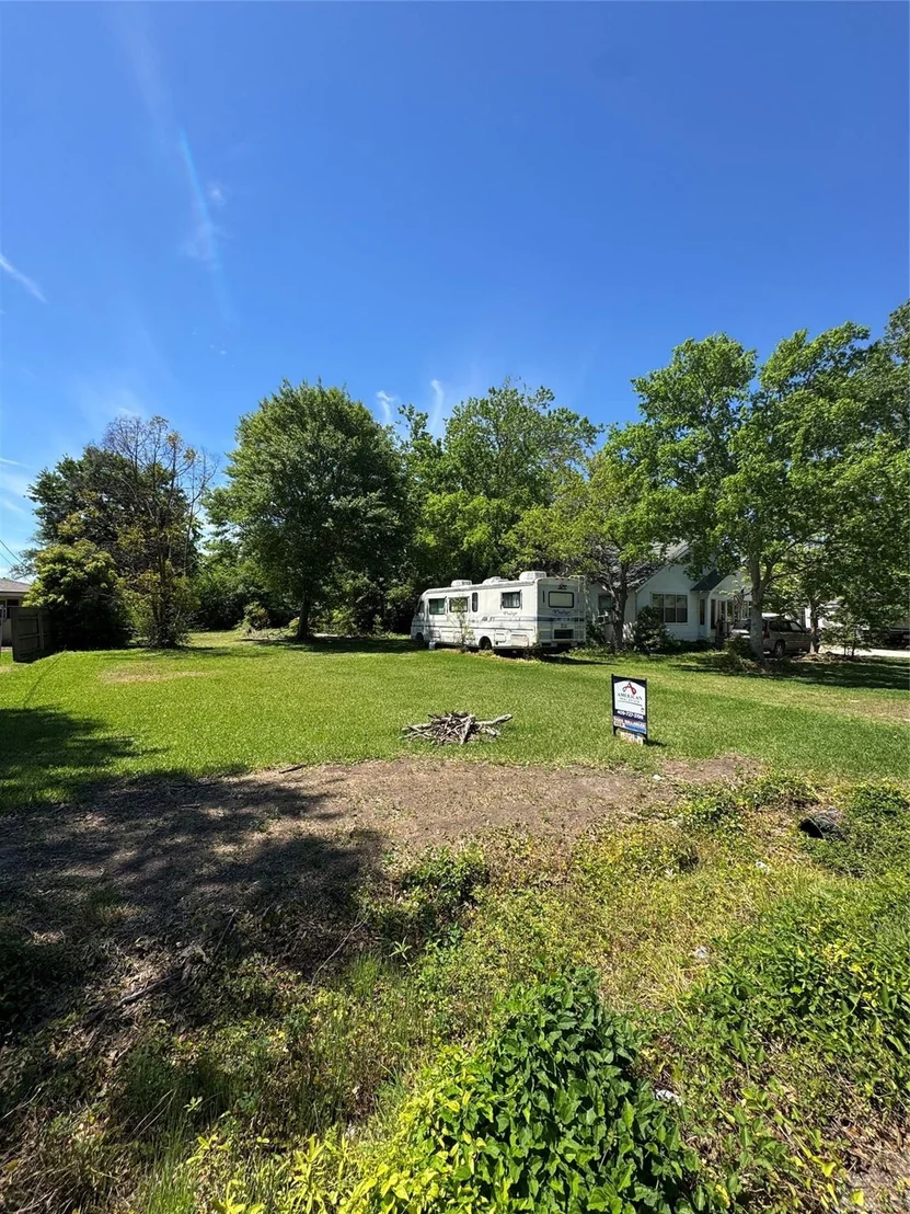 Photo of 5419 Whitaker Street