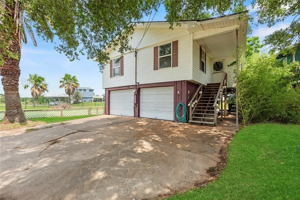 Photo of 450 Creek Drive