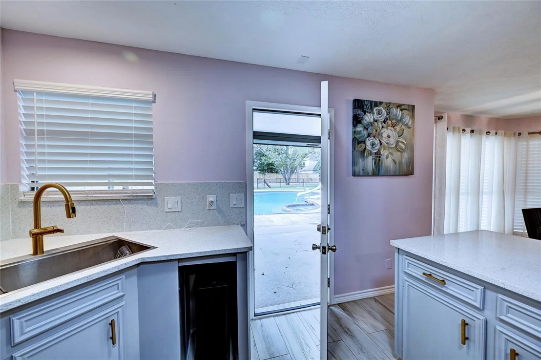 Photo of 6 Oak Hollow Circle