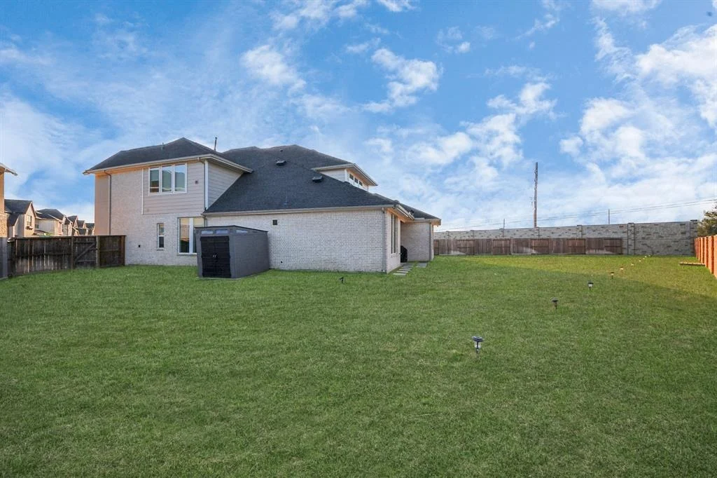 Photo of 9403 Cedros Valley Drive
