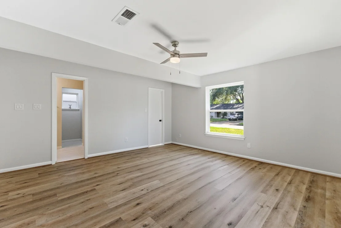 Photo of 9326 Meadowbriar Lane