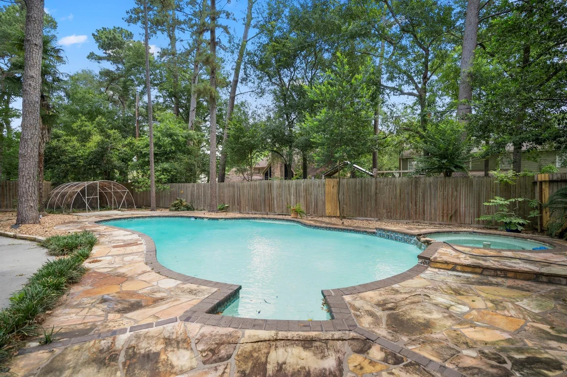 Photo of 17214 Hill View Lane