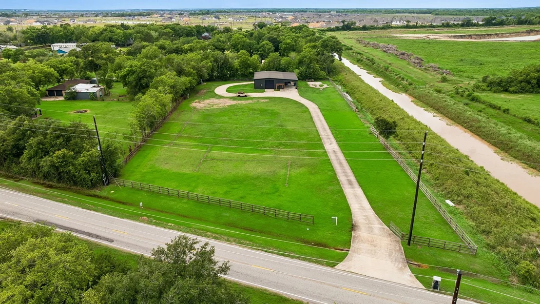 Photo of 8714 Masters Road