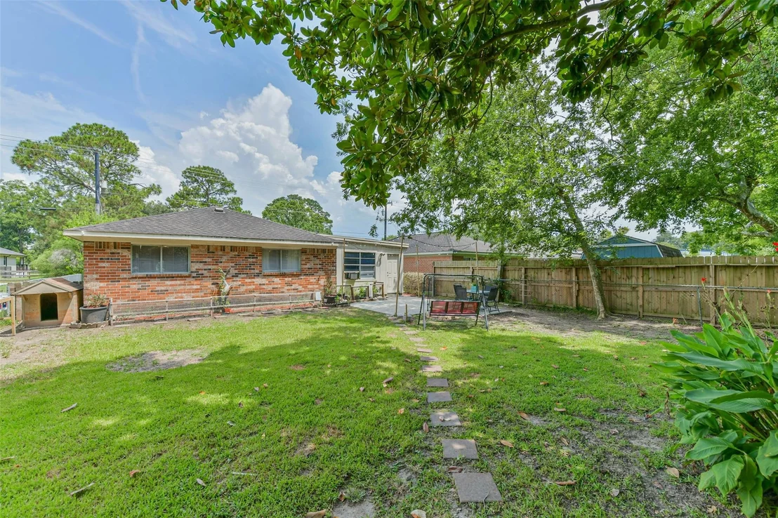 Photo of 115 N Shirley Street