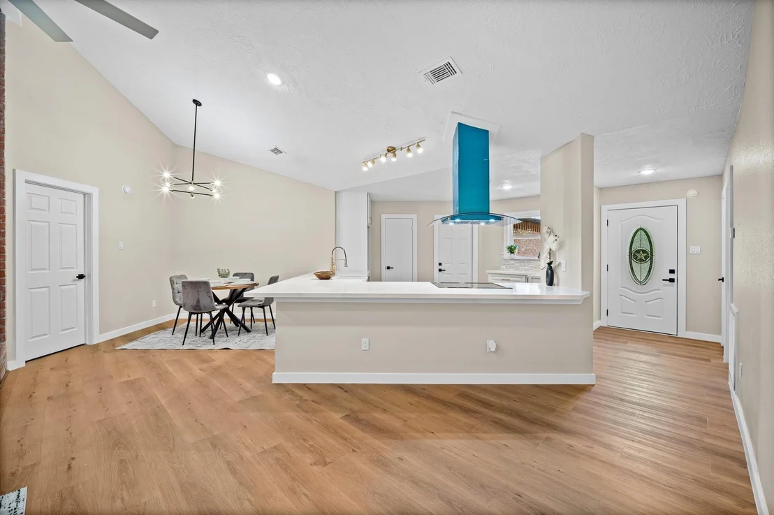 Photo of 4419 Pineville Lane
