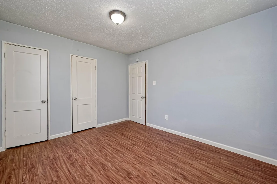 Photo of 5431 Willow Glen Drive