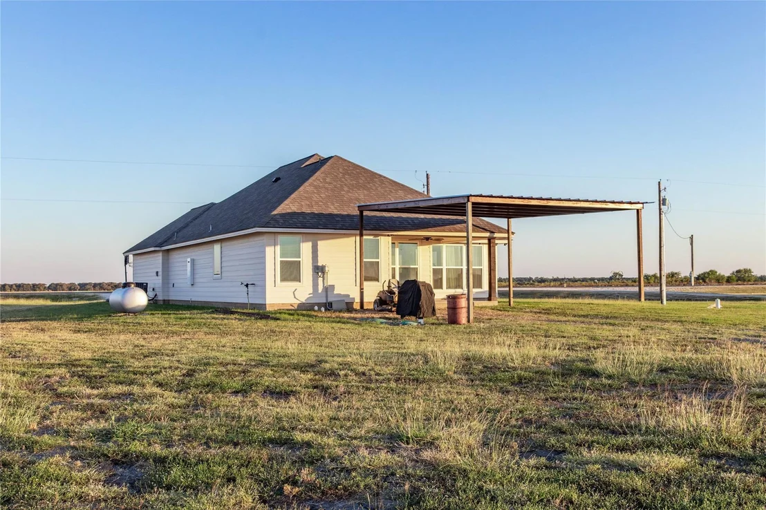 Photo of 9403 County Road 272