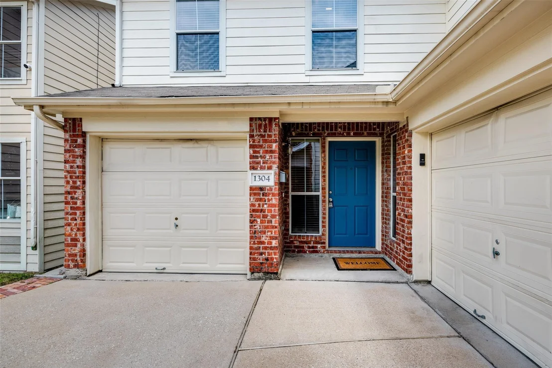 Photo of 1304 Robin Street