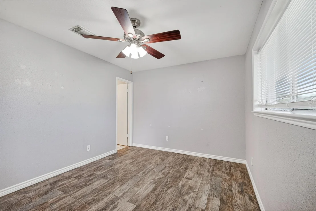 Photo of 1439 Middle Park Street