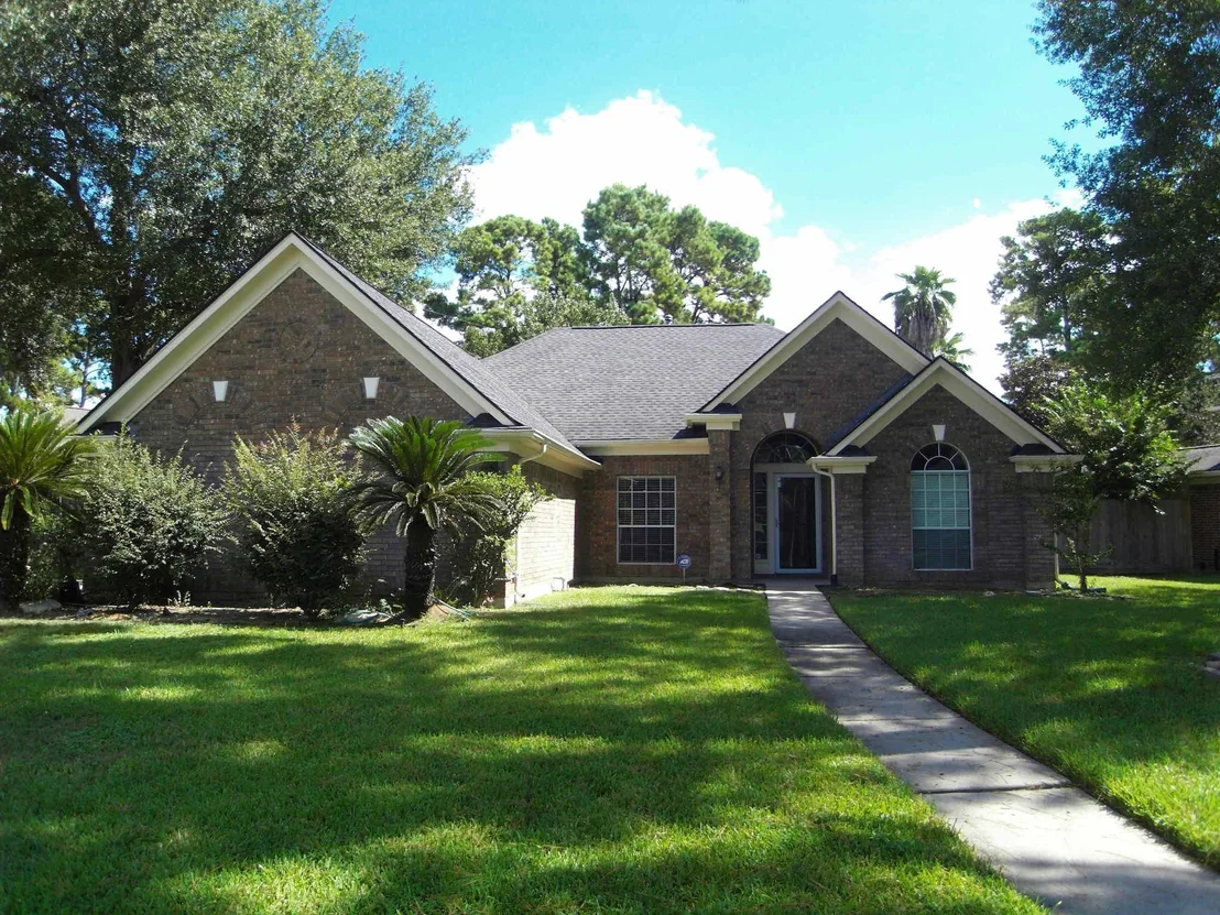 Photo of 16018 Charterstone Drive