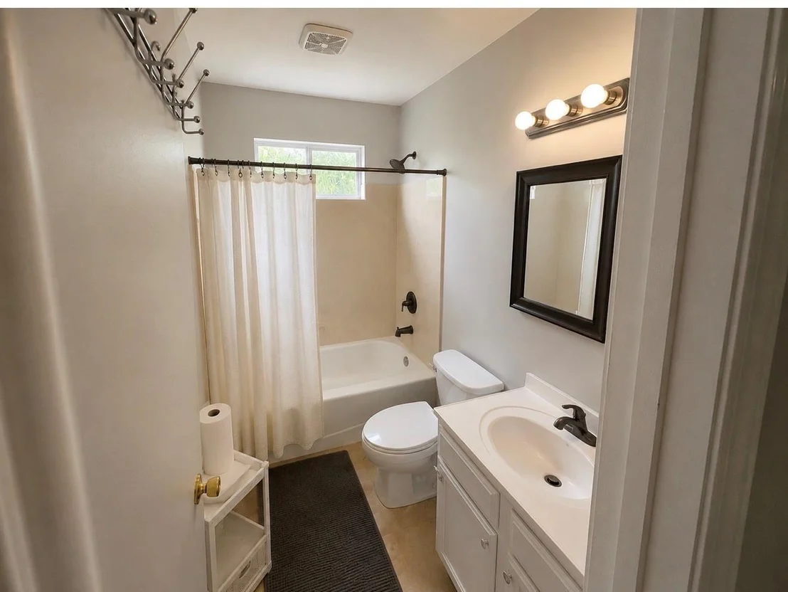 Photo of 606 Pine Tree Road