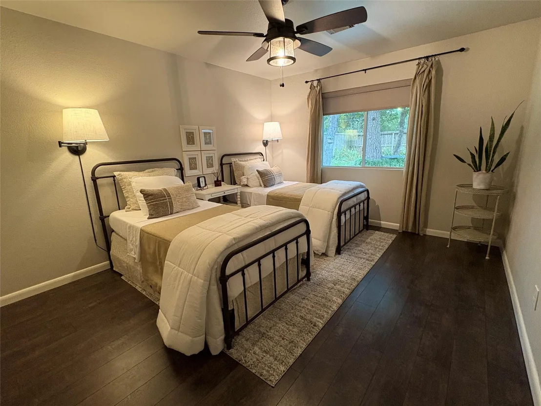 Photo of 24290 Glen Loch Drive